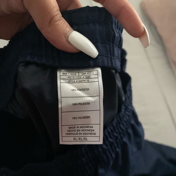 WOMENS ADIDAS CLIMAPROOF®️ Wind PANTS NAVY BLUE - Picture 8 of 8